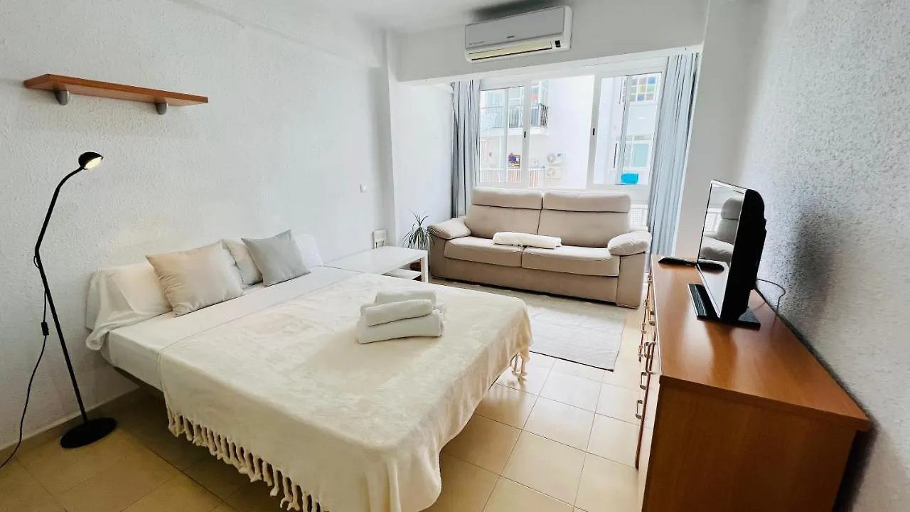 Apartamento Caleta Centro De Nerja - South Costa Spain